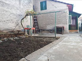 Casa de vânzare 2 camere, în Constanta, zona Tomis I