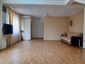 Casa de vânzare 6 camere, în Constanţa, zona Km 4-5