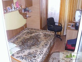Apartament de vânzare 3 camere în Galati, Micro 17