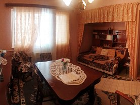 Apartament de vânzare 3 camere, în Galaţi, zona Mazepa 2