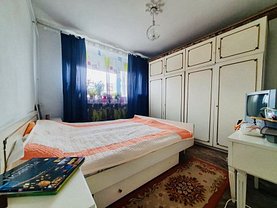 Apartament de vanzare 3 camere, în Galati, zona Central