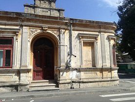 Casa de vânzare 2 camere, în Galaţi, zona Central