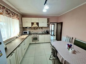Casa de vânzare 4 camere, în Smârdan