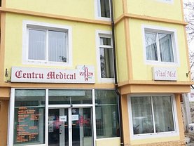 Vânzare spaţiu comercial