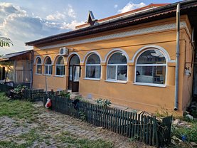 Casa de vânzare 3 camere, în Dobroeşti