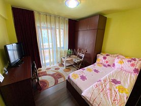 Apartament de vânzare 4 camere, în Cluj-Napoca, zona Mănăştur