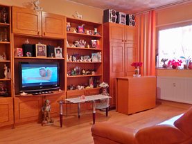 Apartament de vânzare 3 camere, în Bucuresti, zona Titan