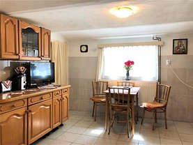 Casa de vânzare 5 camere, în Sibiu, zona Terezian