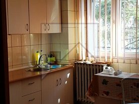 Apartament de vânzare 4 camere, în Bucureşti, zona Brâncoveanu