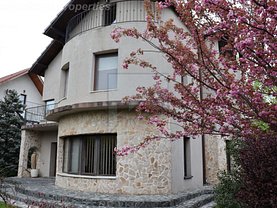 Casa de vanzare 10 camere, în Mogosoaia
