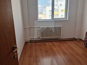 Apartament de vânzare 4 camere, în Bucureşti, zona Rahova