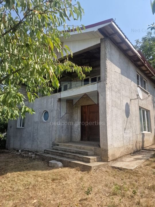 Vanzare Vila S+P+1E+Pod - Adunatii Copaceni