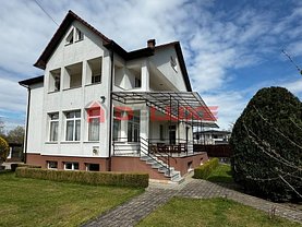 Casa de vânzare 6 camere, în Bistriţa, zona Nord-Est