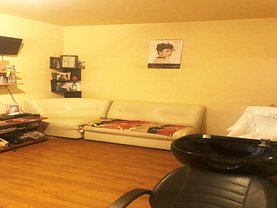 Apartament de vânzare 3 camere, în Ploiesti, zona Republicii