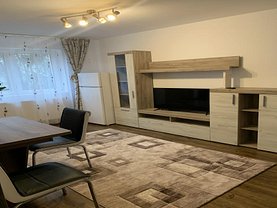 Apartament de închiriat 3 camere în Ploiesti, Vest