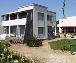 Casa de vânzare 5 camere, în Berceni