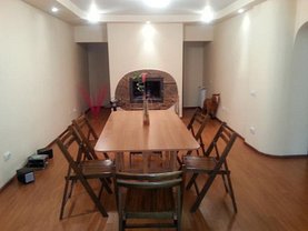 Casa de închiriat 5 camere, în Ploiesti, zona Ultracentral