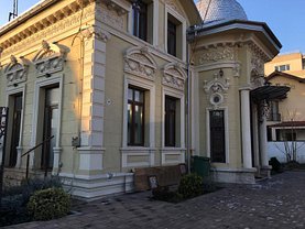 Casa de închiriat 4 camere, în Ploiesti, zona Ultracentral