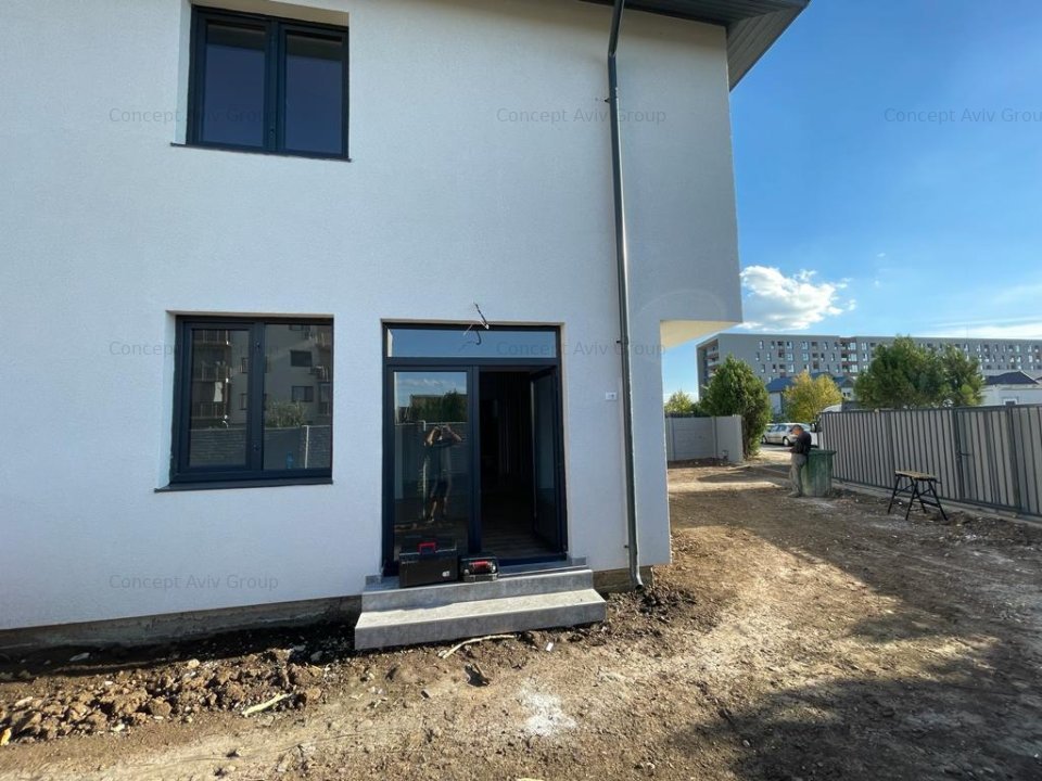 snap Devise accent casa/vila cu 4 camere de vanzare in Bucureşti, judetul Bucureşti Ilfov -  X60H0101T - 138.000 EUR