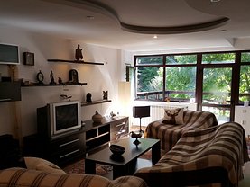 Casa de vânzare 8 camere, în Azuga, zona Valea Azugii