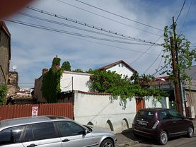 Casa de vanzare 3 camere, în Bucuresti, zona Titulescu