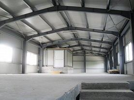 Închiriere spaţiu industrial