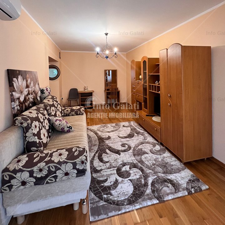 | DE INCHIRIAT | Apartament cu 3 camere | Siderurgistilor | Etajul: 1 |