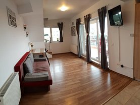 Apartament de vânzare 3 camere, în Otopeni, zona Central