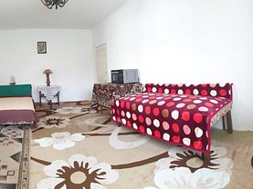 Casa de vânzare 4 camere, în Adunati