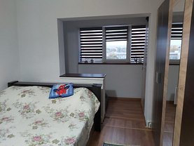 Apartament de vânzare 3 camere, în Craiova, zona Gării