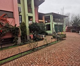 Casa de vanzare 8 camere, în Craiova, zona Valea Rosie