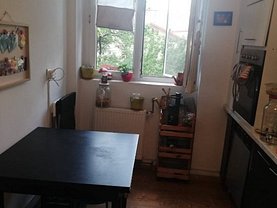 Apartament de vânzare 2 camere, în Bucureşti, zona Brâncoveanu