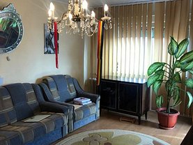 Apartament de vânzare 3 camere, în Constanţa, zona Casa de Cultură