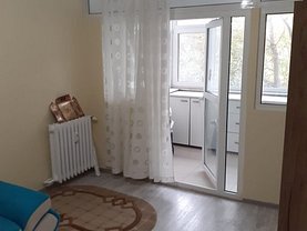 Apartament de închiriat 3 camere, în Constanţa, zona Dacia