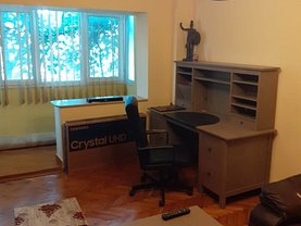 Apartament de vânzare 3 camere, în Constanta, zona Trocadero