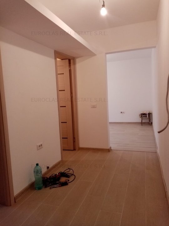 Apartament 3 camere Km. 4-5 - 72.000 euro (E7) - imaginea 1
