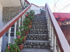 Casa de vânzare 6 camere, în Constanţa, zona Coiciu