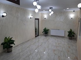 Casa de vânzare 4 camere, în Mamaia, zona Central
