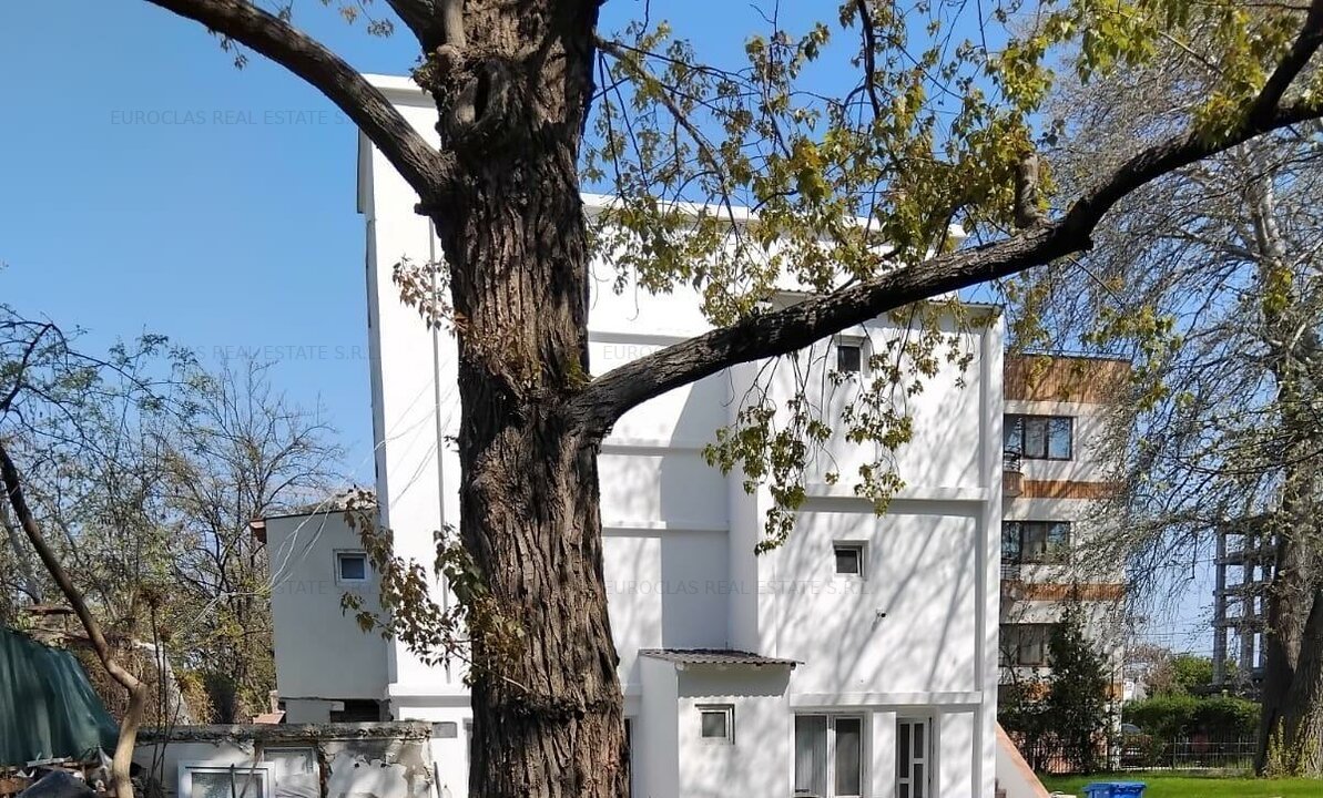 Vila 15 camere Mamaia - Ultracentral + teren 1200 mp - 1.350.000 euro (Cod E11)