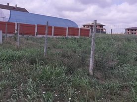 Teren constructii de vânzare, în Lazu