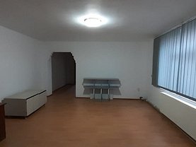 Închiriere spaţiu comercial