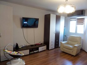 Apartament de vânzare 3 camere, în Bucuresti, zona Calea Calarasilor