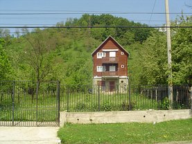 Casa de vânzare 5 camere, în Bezdead