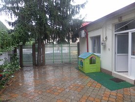 Casa de închiriat 3 camere, în Bucuresti, zona Stirbei Voda