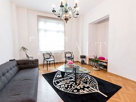 Apartament de vânzare 4 camere, în Bucureşti, zona Dacia