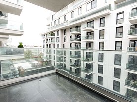 Apartament de vânzare 4 camere, în Bucureşti, zona Aviaţiei