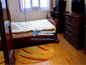 Apartament de vânzare 3 camere, în Targoviste, zona Micro 12