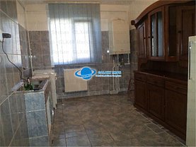 Apartament de vânzare 2 camere, în Targoviste, zona Central