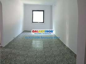 Apartament de vânzare 4 camere, în Targoviste, zona Micro 12