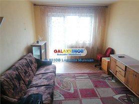 Apartament de vânzare 4 camere, în Târgovişte, zona Central